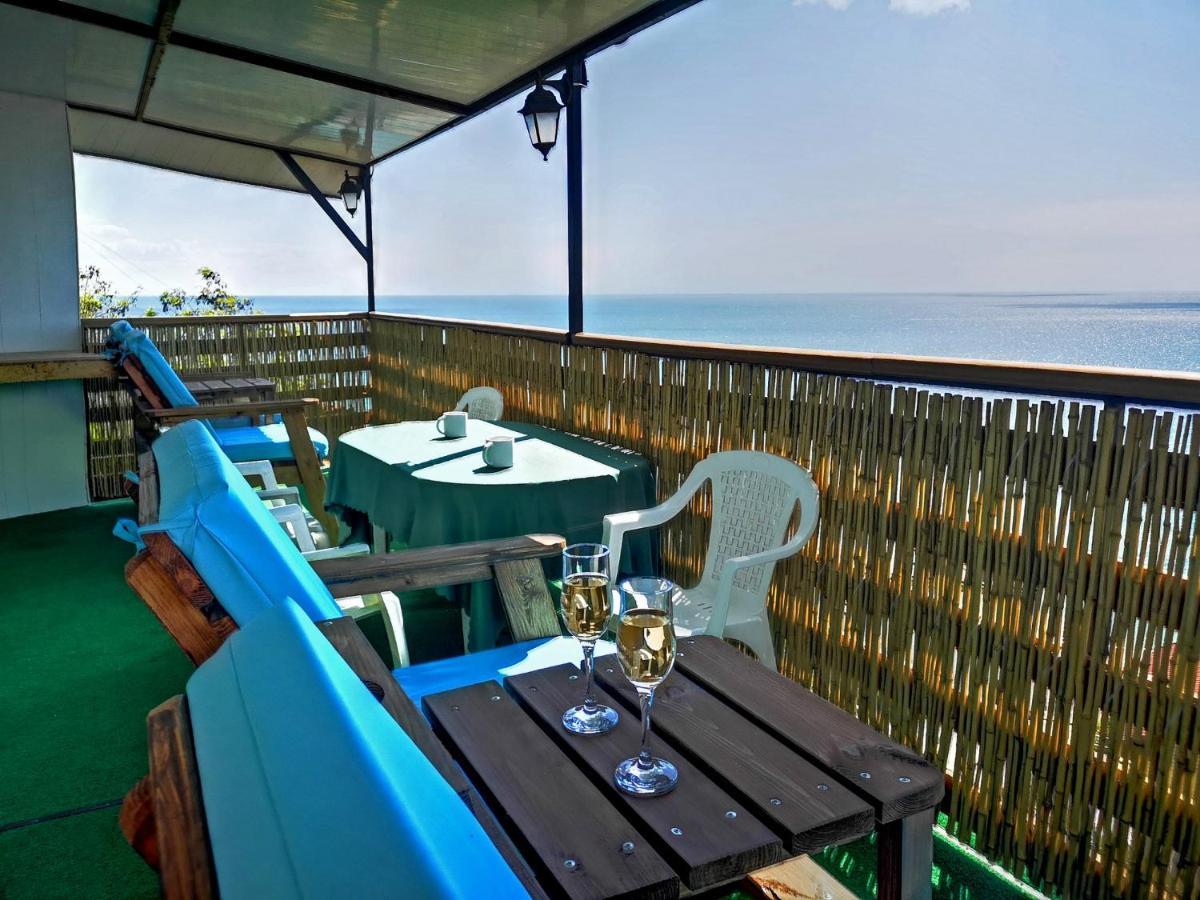 Sea View Apartments Одесса Экстерьер фото