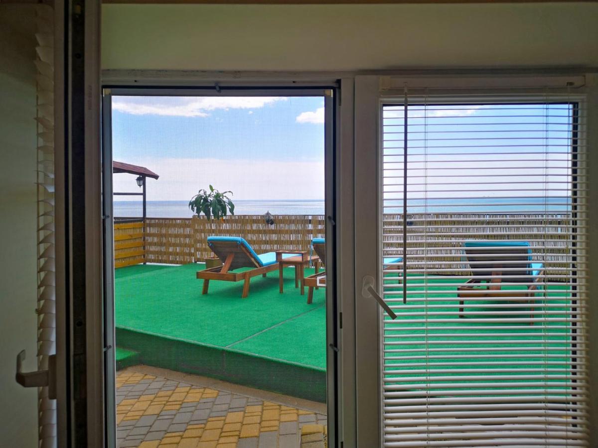 Sea View Apartments Одесса Экстерьер фото
